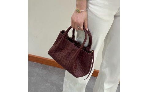 Retro Woven Hand - carry and Cross - body Bag